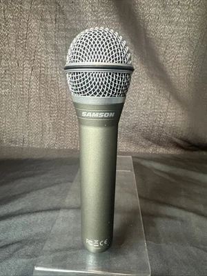 Samson Q2U Dynamic USB/XLR Microphone MIC ONLY - Image 1 of 4