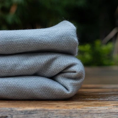 ECUATORIAL | ALPACA WOOL BLANKET THROW SOFT & COZY QUEEN 71 x 94 GREY MINIMAL