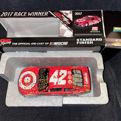 Kyle Larson #42 Target Richmond 2017 versión ganadora de carrera 1/24 1/577 ¡Raro! ¡Leer! Foto 1 de 4