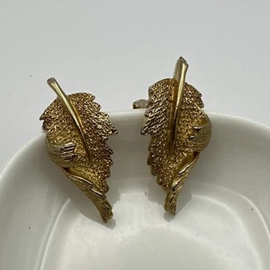 Vintage Coro Clip  Earrings Mid Century Marked Gold-Toned Textured  Blowing Leaf - Picture 1 of 10