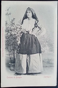 1900 - Ploaghe - costume tipico - Foto 1 di 1