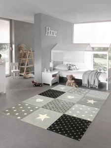 Kinderzimmer Teppich Spielteppich Herz Stern Punkte Design creme schwarz grau - Bild 1 von 6