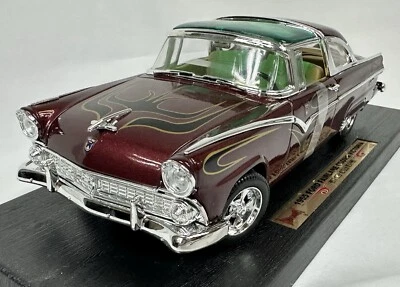 NIB Road Legends 1:18 1956 Ford Fairlane Crown Victoria Mild Custom - Image 1 of 4