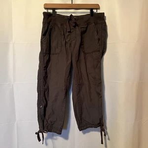 Calvin Klein Women’s Size Medium Gray Drawstring Pockets Capris Pants - Picture 1 of 4