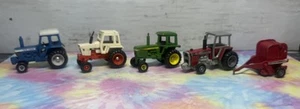 Vtg 3” Metal Lot Of 4 Tractors Agri King, John Deere, Ford TW 20 & International - Picture 1 of 9