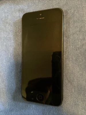 Apple iPhone 5 черный/шифер (модель A1428) - [КАК ЕСТЬ] - Изображение 1 из 2