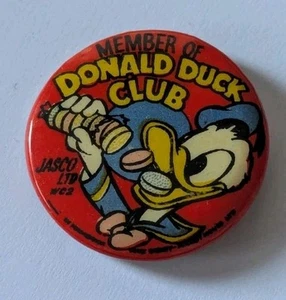 Member Of Donald Duck Club Jasco Ltd WC2 Vintage Pin Badge - Picture 1 of 6