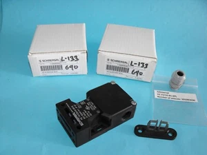 SCHMERSAL AZ16-03ZVRK-M16+AZ15/16-B1 KPL. Sicherheitstürschalter.NEU - Bild 1 von 11