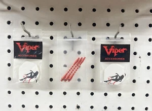 Varillas de dardos de aluminio a rayas rojas/plateadas y 2 juegos Sexy Devil Standard Dart Flights - Imagen 1 de 4