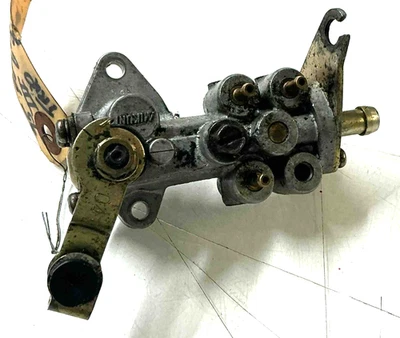 1998 Ski-Doo Formula iii 600 1998-2000 оригинальный масляный насос 420887932 - Изображение 1 из 4