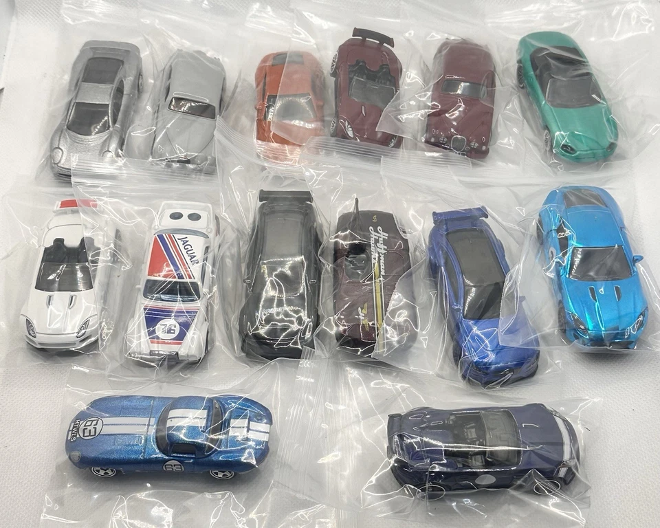 Lote De 14 Sueltos Individualmente Embolsados Blister Pull Jaguar Hot Wheels PC VENTA Foto 1 de 3