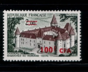 REUNION Château des Bazoches-du-Morvand MNH stamp - Picture 1 of 1