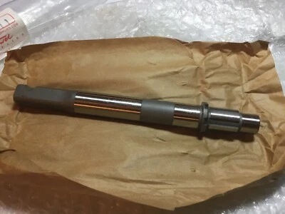 Harley 2300-33 R RLD RLE RL W WL WLD Transmission Countershaft 1933-40  - Image 1 of 4