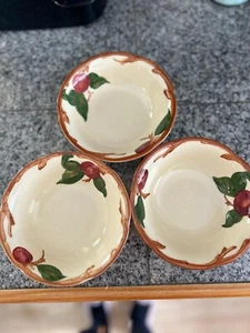 3 Franciscan Apple 5 3/4" Soup/Cereal Bowls Made in England - Picture 1 of 4