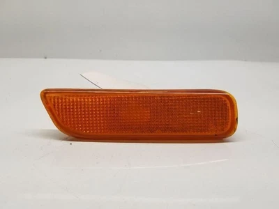 Luz de estacionamiento/esquina del conductor marcador lateral parachoques montado se adapta a 95-99 NEON 4482 Foto 1 de 4