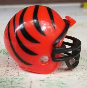Vintage Mini 2" Plastic Cincinnati Bengals Helmet - Picture 1 of 8