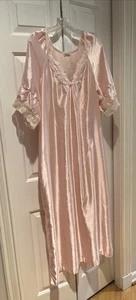 VTG Sabrina Pink Satin Slip On Robe Sz-L Ankle Length Embroidered Soft LiningGUC - Bild 1 von 10
