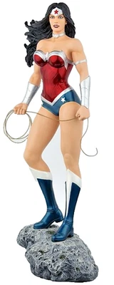 神奇女侠1:6比例雕像 — 第 1/4 张图片