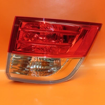 LUZ TRASERA HONDA ODYSSEY PASAJERO DERECHO 2014 2015 2016 2017 OEM Foto 1 de 4