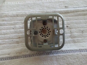 OEM Briggs & Stratton Muffler and Guard 590565/592709 (25MY14) - Picture 1 of 3