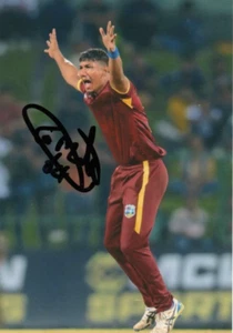 WEST INDIES CRICKET: GUDAKESH MOTIE SIGNED 6x4 ODI ACTION PHOTO+COA - Picture 1 of 1