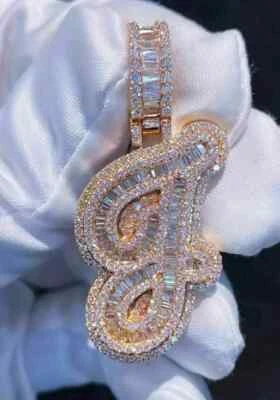 Colgante Moissanita Real Letra J Corte Redondo 2.30Ct Chapado en Oro Rosa 14K Plata Foto 1 de 3