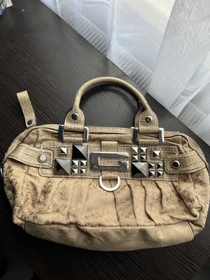 RARO ADIVINAR Bolso Hobo Beige Bandolera de Hombro Cuero Plateado Herrajes Excelente Foto 1 de 4