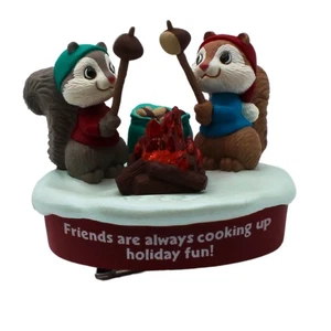 Hallmark Ornament: 1995 Friends Share Fun | QLX7349 - Picture 1 of 2