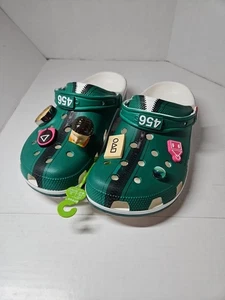 Squid Game Crocs x Netflix Herren 12 Classic Clog Clogs Sandalen Schuhe Grün Neu - Bild 1 von 11