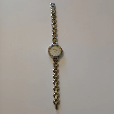 Reloj bicolor Armitron Swarovski cristal madreperla damas 75/5485 WR165FT Foto 1 de 4