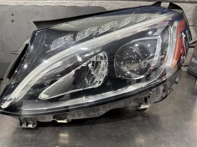 Faro LED lado del conductor LH para Mercedes Benz Clase C C300 W205 2015-2018 Foto 1 de 4