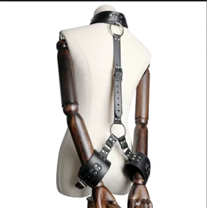 PU Leder Halsband Fessel Manschette Handschellen Einstellbare Set Bondage BDSM - Bild 1 von 27