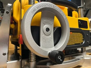 Short Knob Upgrade for Dewalt DW735 & DW735X Wheel - Reduce Planer Footprint - Picture 1 of 7