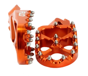 KTM ORANGE PRO SERIES WIDE FOOT PEGS 65 SX 125 SX250 SX 450 XC-W - Picture 1 of 4