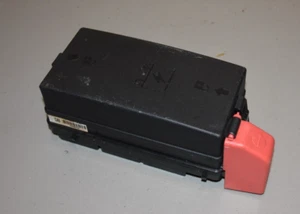 2008 – 2011 Buick Lucerne Cadillac DTS Rear Fuse Box Under Seat Module 13599109 - Picture 1 of 9