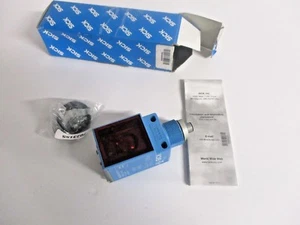 NEW IN BOX Sick Photoelectric Sensor WS2000-B4100    LN0642 - Picture 1 of 5