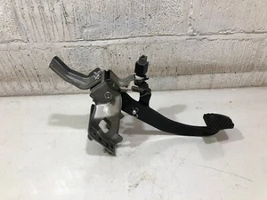 HYUNDAI IX35 2014 2.0 CRDI BRAKE PEDAL ASSEMBLY 32800-2S905 /2009-15 - Picture 1 of 9
