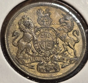 ND Blazon of Paris Royal Arms of the United Kingdom Counter Token - RARE! - Picture 1 of 3