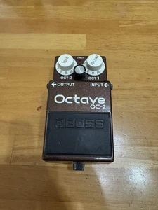 BOSS OC-2 Octave Guitar Effects Pedal Analog Octaver Vintage Sound - Picture 1 of 3