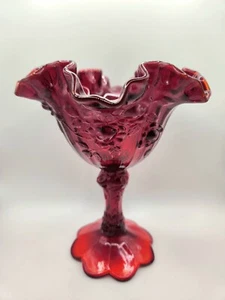 Antiguo Compote de Borde con Volantes Vidrio Rosa Rojo Rubí Fenton - Imagen 1 de 8