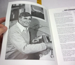 Gene Roddenberry FIRMATO più altri 11 programma crociera Star Trek ORIGINALE 1989 - Foto 1 di 13