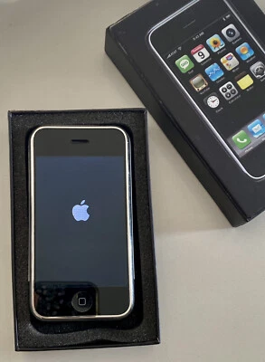 #210  Apple 1st Gen iPhone 2G 8GB MA712LL/A - iOS 1.1.2 - UNLOCKED Excellent - Image 1 of 4