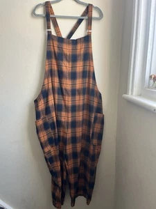 Peto a cuadros naranja azul marino para mujer talla 4XL estilo grunge en muy buena condición - Imagen 1 de 8