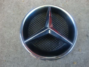 MERCEDES W219 06-09 FRONT GRILLE STAR HOUSING CHROME EMBLEM 2198850078 OEM - Picture 1 of 4