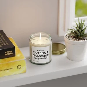 Velas perfumadas - Holy Crap, You're Forty - cera de albaricoque de coco - Imagen 1 de 25
