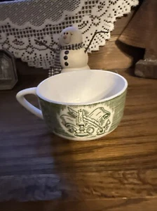 Currier und Ives grün Transferware Kaffeetasse - Bild 1 von 5