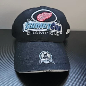 VTG New Era 2002 Detroit Red-Wings Stanley Cup Champions Black Curved Bill Hat - Picture 1 of 8