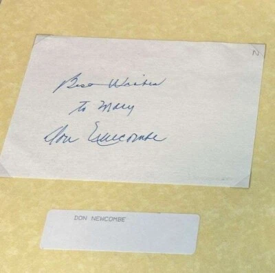 Don Newcombe Brooklyn Dodgers autographed signed pair of index cards - Image 1 of 4