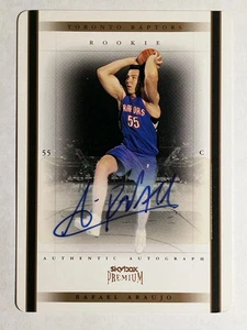 Autógrafos SkyBox Premium 2004-05 troquelados #83 Rafael Araujo (excelente) - Imagen 1 de 2