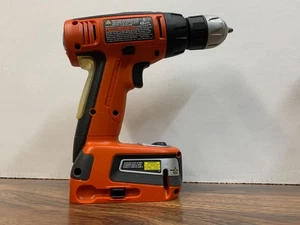 Neu Laser Wasserwaage Black & Decker 14,4 Volt Akkuschrauber BDGL144 - OBO - Bild 1 von 4